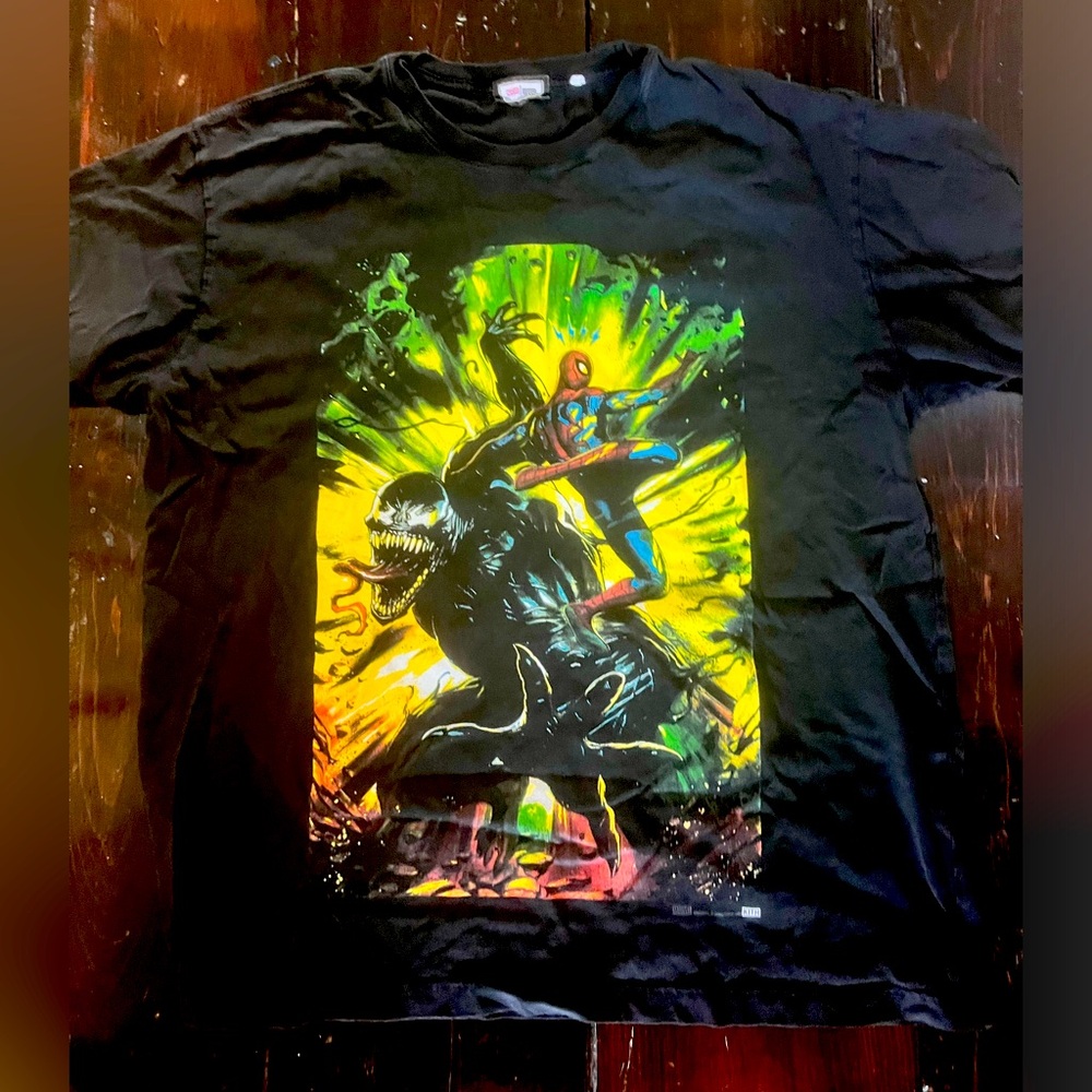 Kith x Marvel Spider/Venom T-Shirt